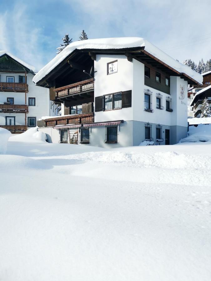 Family Friendly Chalet - Central With Beautiful Mountain Views เซเฟลด์ อิน ทิโรล ภายนอก รูปภาพ