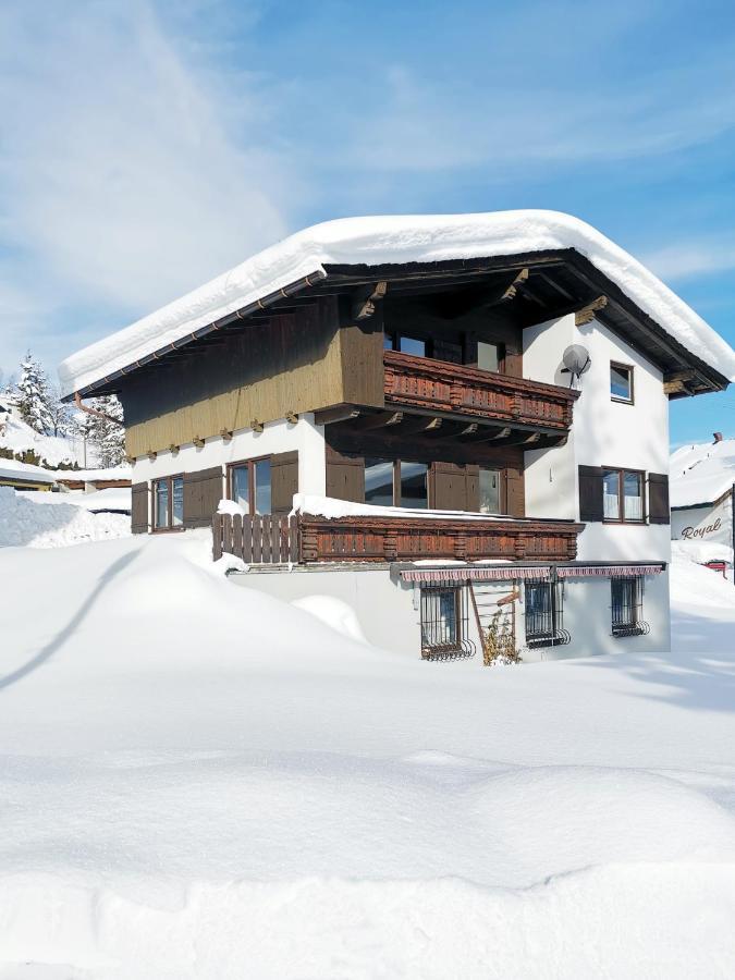 Family Friendly Chalet - Central With Beautiful Mountain Views เซเฟลด์ อิน ทิโรล ภายนอก รูปภาพ
