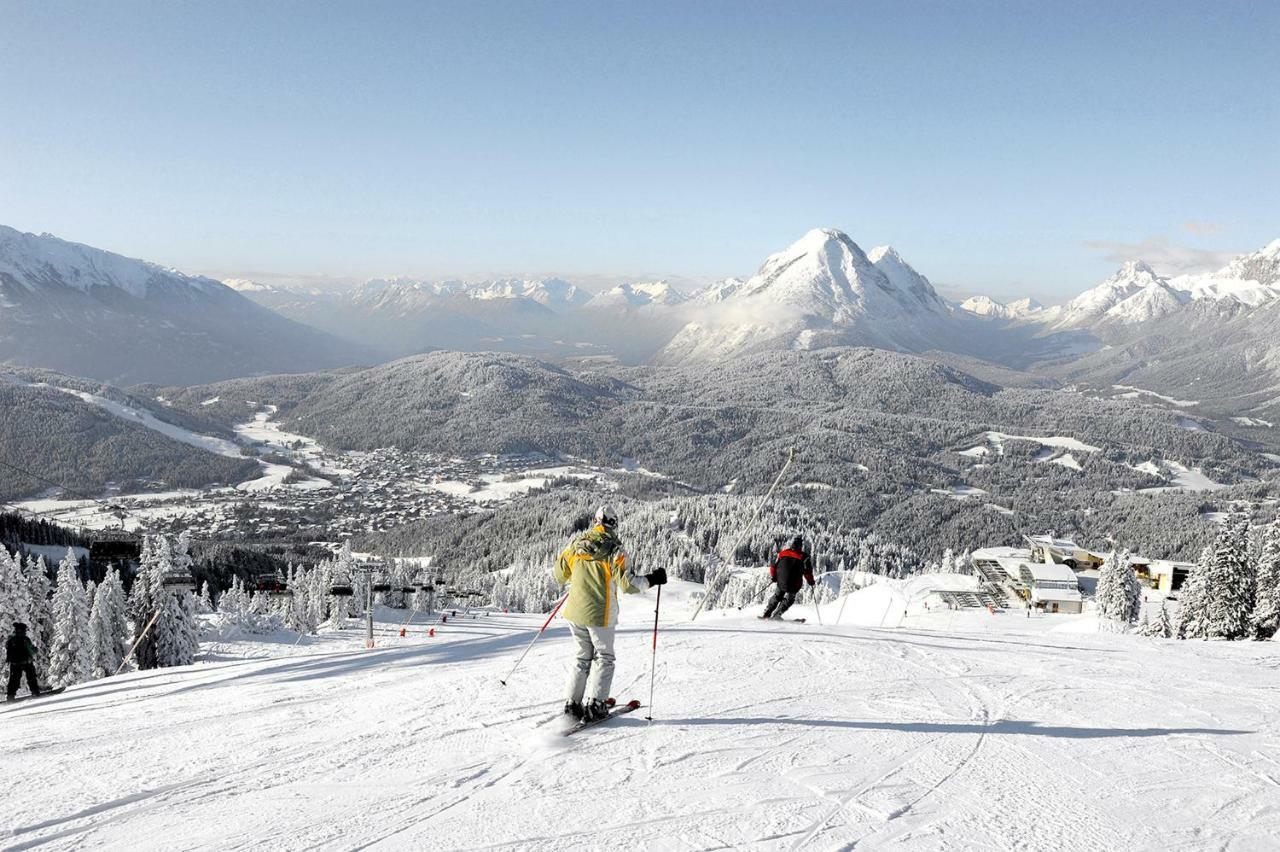 Family Friendly Chalet - Central With Beautiful Mountain Views เซเฟลด์ อิน ทิโรล ภายนอก รูปภาพ